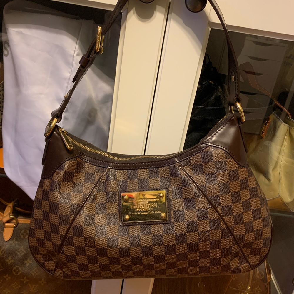 Louis Vuitton Thames Pm
